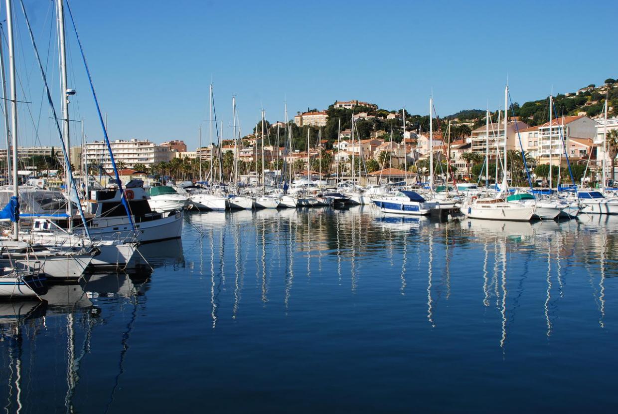 Port Du Lavandou (Le Lavandou) Var - France | MARINATIPS