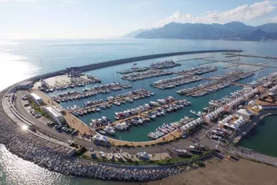 marinatips - Marina d'Arechi - Salerno Port Village